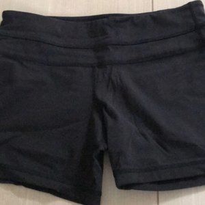 Lululemon Spandex Shorts size8